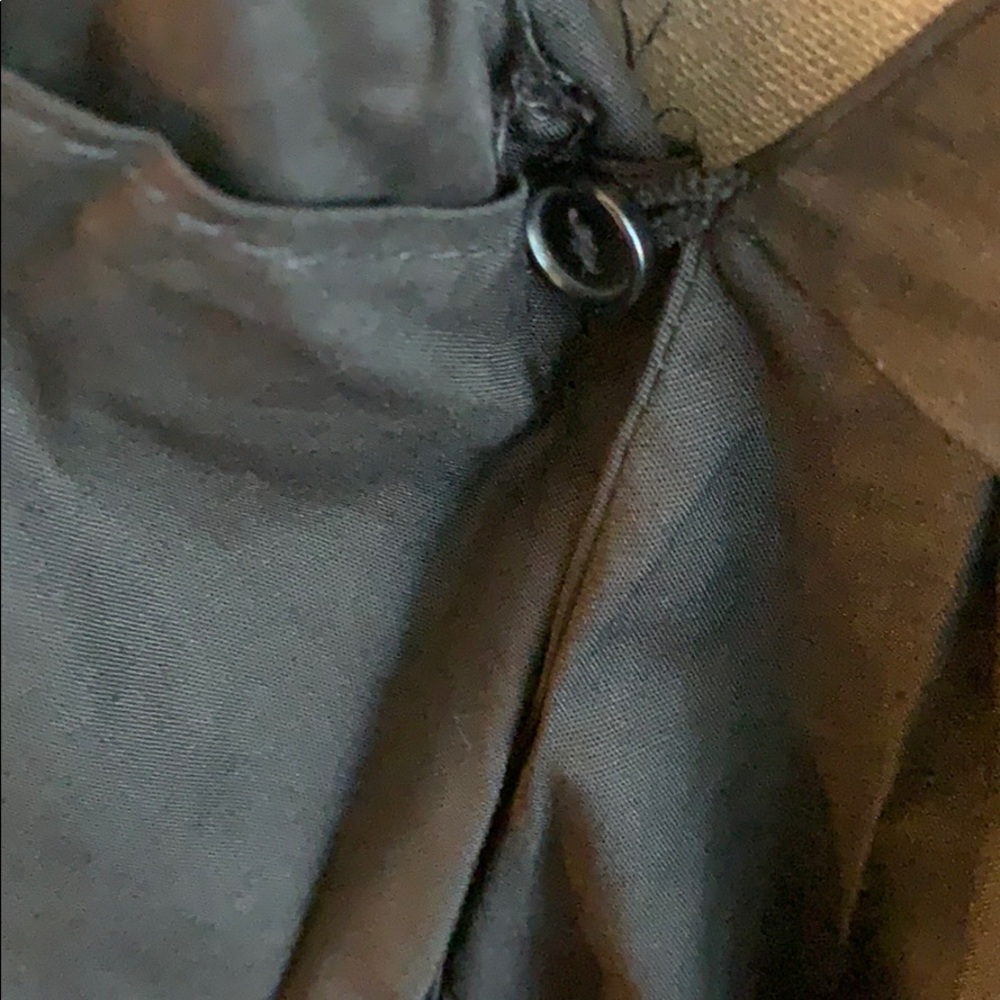 BLACK PEPLUM HIGH-LOW BELTED TIE TOP - Picture 7 of 11